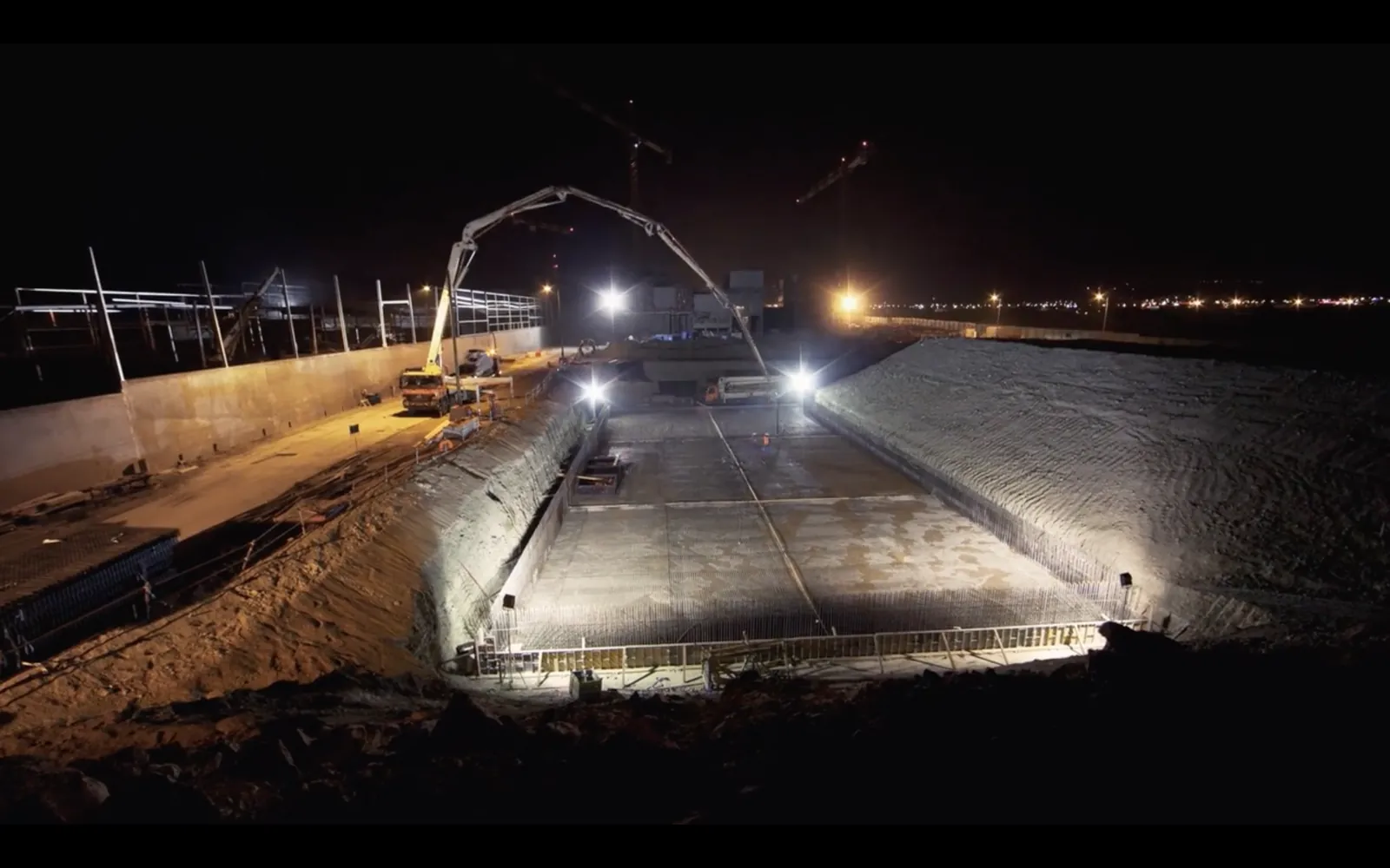 Coulage de dalle de nuit filmé en timelapse